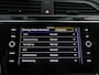 Volkswagen Tiguan R-Line 1.5 TSI 150 PK | Matrix IQ LED | Side Assist | Camera | Trekhaak | Panoramadak | Stuur- en Stoelverwarming | Navigatie |