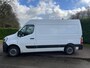 Renault Master T35 2.3 dCi 135 L2H2 Comfort