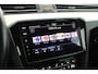Volkswagen Passat Variant 1.5 TSI 150pk DSG R-Line Business + Trekhaak Camera Leder Stoelverwarming Virtual Cockpit Navigatie