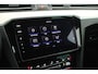 Volkswagen Passat Variant 1.5 TSI 150pk DSG R-Line Business + Trekhaak Camera Leder Stoelverwarming Virtual Cockpit Navigatie