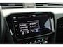 Volkswagen Passat Variant 1.5 TSI 150pk DSG R-Line Business + Trekhaak Camera Leder Stoelverwarming Virtual Cockpit Navigatie