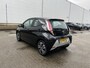 Toyota Aygo 1.0 VVT-i x-play | NL Auto/2e Eig./Camera/Airco/Bluetooth/Speedlimiter/All Season Banden