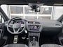 Volkswagen Tiguan 1.5 TSI R-Line | Navigatie/Android/Apple Carplay | LM Velgen 19" | Elektrisch Glazen Panoramadak | Voorstoelen Verwarmd | Cruise Control Adaptief | Achteruitrijcamera | Airco |