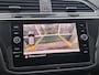 Volkswagen Tiguan 1.5 TSI R-Line | Navigatie/Android/Apple Carplay | LM Velgen 19" | Elektrisch Glazen Panoramadak | Voorstoelen Verwarmd | Cruise Control Adaptief | Achteruitrijcamera | Airco |