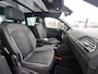Volkswagen Tiguan 1.5 TSI R-Line | Navigatie/Android/Apple Carplay | LM Velgen 19" | Elektrisch Glazen Panoramadak | Voorstoelen Verwarmd | Cruise Control Adaptief | Achteruitrijcamera | Airco |