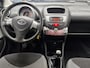 Toyota Aygo 1.0 VVT-i Aspiration UNIEKE KM ! MET GARANTIE ! AIRCO !