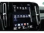 Volvo XC40 2.0 T4 R-Design | Pano | Trekhaak | Lava- interieur | 20 inch | H&K Audio | ACC | Standkachel |