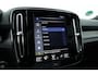 Volvo XC40 2.0 T4 R-Design | Pano | Trekhaak | Lava- interieur | 20 inch | H&K Audio | ACC | Standkachel |