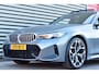 BMW 3-Serie Touring 318i High Executive M-Sport | LED | Carplay | Adapt. Cruise | DAB | Navi | Clima | PDC V+A | 19" LMV