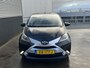 Toyota Aygo 1.0 VVT-i x-joy Nieuw geleverd incl: Climate control, Parkeerhulp camera, Navigatie, LM velgen, Metallic lak,