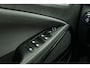 Opel Crossland X 1.2 Turbo Innovation 110 PK | Navigatie | Climate control | Trekhaak | Weinig kilometers | Lichtmetalen velgen | Keyless | Zwart dak