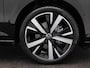 Volkswagen Golf Life Edition 1.5 eHybrid 204 PK | Trekhaak | Navi | Camera | Stoelverwarming | 18" Lichtmetalen Velgen |