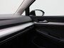 Volkswagen Golf Life Edition 1.5 eHybrid 204 PK | Trekhaak | Navi | Camera | Stoelverwarming | 18" Lichtmetalen Velgen |