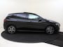 Mercedes-Benz B-klasse 250 e Business Solution AMG Panoramadak / Nightpakket / Parkeercamera / Stoelverwarming / Keyless / Elektr. Achterklep