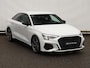 Audi A3 Limousine 30 TFSI S edition | Keyless | Trekhaak | Verwarmbare voorstoelen | Elektr. achterklep | Ambient Light |