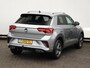 Volkswagen T-Roc 1.0 TSI 110 pk R-Line | Navigatie | Trekhaak | Achteruitrijcamera | Climatronic | Dodehoeksensor |