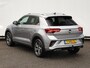 Volkswagen T-Roc 1.0 TSI 110 pk R-Line | Navigatie | Trekhaak | Achteruitrijcamera | Climatronic | Dodehoeksensor |