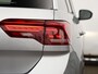 Volkswagen T-Roc 1.0 TSI 110 pk R-Line | Navigatie | Trekhaak | Achteruitrijcamera | Climatronic | Dodehoeksensor |