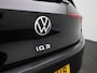 Volkswagen ID.3 First Plus 58 kWh | Automaat | Navigatie | Apple Carplay / Android Auto | Achteruitrijcamera | Virtual Cockpit | Cruise Control | Parkeersensoren | Climate Control | Stoel/Stuur verwarming | Lane Assistant | Keyless | Lichtmetalen Velgen |