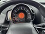 Peugeot 108 1.0 72 pk Active TOP! | Elektrisch Vouwdak | Bluetooth Carkit  | Getinte Ramen | Toerenteller