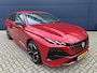 Peugeot 308 Sw Hybrid 145pk e-DCS6 GT | Navigatie | 360 camera | Apple Carplay/Android Auto | Climate control | Cruise control | Nieuw model |