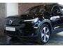 Volvo XC40 Recharge Core 70 kWh | Stoelverwarming | Stuurwielverwarming | 4-seizoenen banden | Warmtepomp | 1ste Eigenaar | Google Infotainment | Parkeercamera | Parkeersensoren voor + achter | draadloze telefoonlader