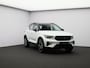Volvo XC40 2.0 B4 Plus Black Edition / Nubuck Bekleding / Harman Kardon / Stoel+Stuurverwarming / Adaptive Cruise / Pilot Assist / BLIS / Keyless /