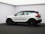 Volvo XC40 2.0 B4 Plus Black Edition / Nubuck Bekleding / Harman Kardon / Stoel+Stuurverwarming / Adaptive Cruise / Pilot Assist / BLIS / Keyless /