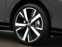 Volkswagen Golf 1.5 eHybrid 204pk DSG Life Edition · Camera · Apple/Android Car Play · Stoel&- Stuurverwarming · Sfeerverlichting · 18'' Inch · Garantie t/m 13-05-2029 of 100.000km