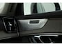 Volvo XC90 2.0 T8 Plug-in hybrid AWD Ultra Dark | Full Option | Luchtvering | B&W audio | Massage | Pano | HUD | Stoelventilatie | 22'' |