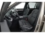 Volvo XC90 2.0 T8 Plug-in hybrid AWD Ultra Dark | Full Option | Luchtvering | B&W audio | Massage | Pano | HUD | Stoelventilatie | 22'' |