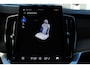 Volvo XC90 2.0 T8 Plug-in hybrid AWD Ultra Dark | Matrix LED Koplampen | Actieve Luchtvering Met FOUR-C | Bowers & Wilkins Audiosysteem | Nappaleer Met Ventilatie | Massagefunctie Voorstoelen | 4-Zone Electronic Climate Control | Volvo Guard Alarm | Panoramisch Schuif-/Kanteldak | Grafisch Head-up Display | Gelamineerde Zijruiten Rondom | Extra Getint Glas Achter | 22 inch Lichtmetalen Velgen | Adaptieve Cruise Control Met Pilot Assist |