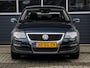 Volkswagen Passat 2.0 FSI Comfortline | Climate control | PDC v+a | Cruise control | Trekhaak