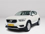 Volvo XC40 T2 Momentum Business | Panoramadak | Parkeercamera | Cruise control | Navigatie | Trekhaak