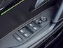 Peugeot e-208 EV GT 350 50 kWh Panoramadak | Stoelverwarming | 3 fase | Keyless | Camera | Carplay/android auto |