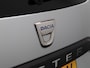 Dacia Duster TCe 130pk Serie Limitee 15th Anniversary | Cruise Control | Climate Control | Navigatie | Trekhaak | Lichtmetalen Velgen |