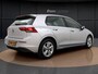 Volkswagen Golf 1.5 eTSI | Carplay | Camera | ERGO Stoel | Head-up Display | Side Assist | ACC | Stuur-/Stoelverwarming |
