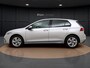Volkswagen Golf 1.5 eTSI | Carplay | Camera | ERGO Stoel | Head-up Display | Side Assist | ACC | Stuur-/Stoelverwarming |