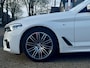 BMW 5-Serie Touring 530i High Executive - PANO DAK | LEER | M-SPORT | MEMORY STOELEN | HUD | 4x STOELVERWARMING
