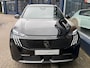 Peugeot 5008 1.2 Hybrid 145 PK GT Automaat | Elektrische Kofferklep | Panorama Schuif-/Kanteldak | 7-Zits | Navigatie | Parkeercamera | Keyless Entry | Parkeersensoren V+A | Full LED Verlichting | Stoel- & Stuurverwarming | 19" Lichtmetalen Velgen |