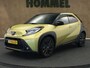 Toyota Aygo X 1.0 VVT-i S-CVT Premium - ORIGINEEL NEDERLANDSE AUTO - PARKEERSENSOREN VOOR EN ACHTER - DRAADLOZE TELEFOON LADER - KEYLESS ENTRY & START - DRAADLOZE APPLE CARPLAY/ANDROID AUTO - STOELVERWARMING