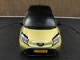 Toyota Aygo X 1.0 VVT-i S-CVT Premium - ORIGINEEL NEDERLANDSE AUTO - PARKEERSENSOREN VOOR EN ACHTER - DRAADLOZE TELEFOON LADER - KEYLESS ENTRY & START - DRAADLOZE APPLE CARPLAY/ANDROID AUTO - STOELVERWARMING