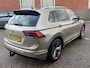 Volkswagen Tiguan 1.4 TSI ACT Highline Business R | AUTOMAAT | TREKHAAK | VIRTUAL | FULL LED |
