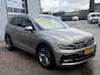 Volkswagen Tiguan 1.4 TSI ACT Highline Business R | AUTOMAAT | TREKHAAK | VIRTUAL | FULL LED |