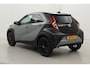 Toyota Aygo X 1.0 VVT-i MT Premium | Apple Carplay / Android Auto | JBL | LED | Stoelverwarming | Adaptive Cruise | Keyless | Clima | Parkeersensoren voor/achter | Camera | 18 inch