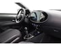Toyota Aygo X 1.0 VVT-i MT Premium | Apple Carplay / Android Auto | JBL | LED | Stoelverwarming | Adaptive Cruise | Keyless | Clima | Parkeersensoren voor/achter | Camera | 18 inch