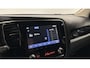 Mitsubishi Outlander 2.4 PHEV Pure NAVI CAMERA CARPLAY ECC CRUISE STOELVERWARMING.