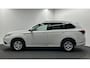 Mitsubishi Outlander 2.4 PHEV Pure NAVI CAMERA CARPLAY ECC CRUISE STOELVERWARMING.