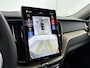 Volvo XC60 T6 Recharge Ultra Dark | 20" | Geventileerd Nappa | Massagestoelen | Getint Glas | Panoramadak | Head-Up | Harman Kardon | 360 Camera | Full LED