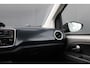 Volkswagen Up! 1.0 - Airco Auto - Camera - Stoelverwarming - Cruise - Bluetooth - PDC - Rijklaar